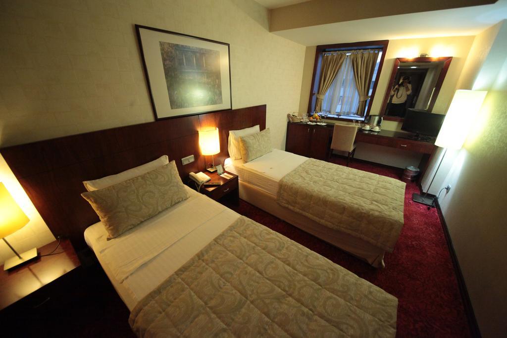 Palmcity Hotel イズミル エクステリア 写真